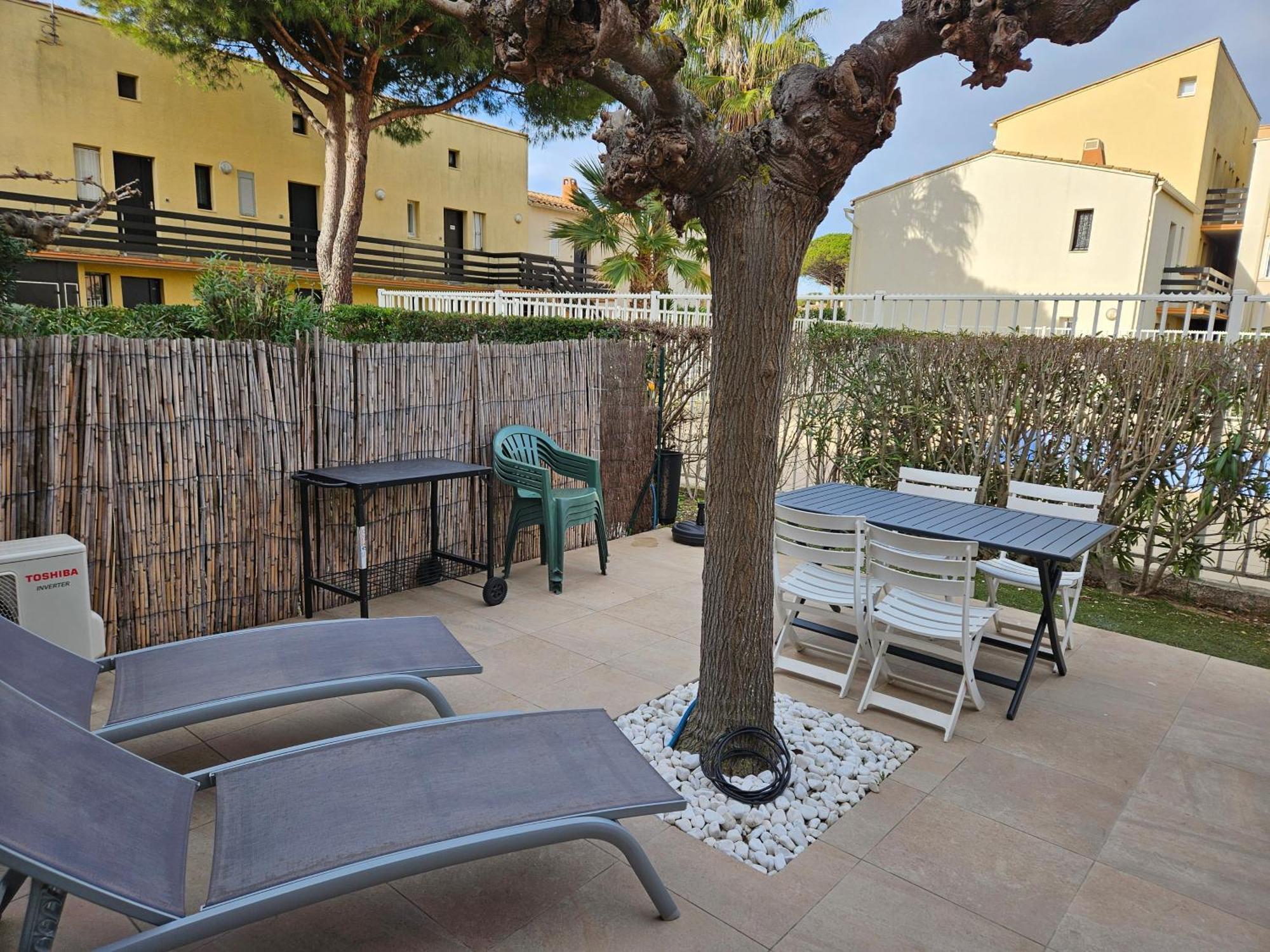 Cap D'Agde - Residence Estivales - Proche Naturiste - Terrasse - Wifi - Parking - Piscine - Clim Экстерьер фото